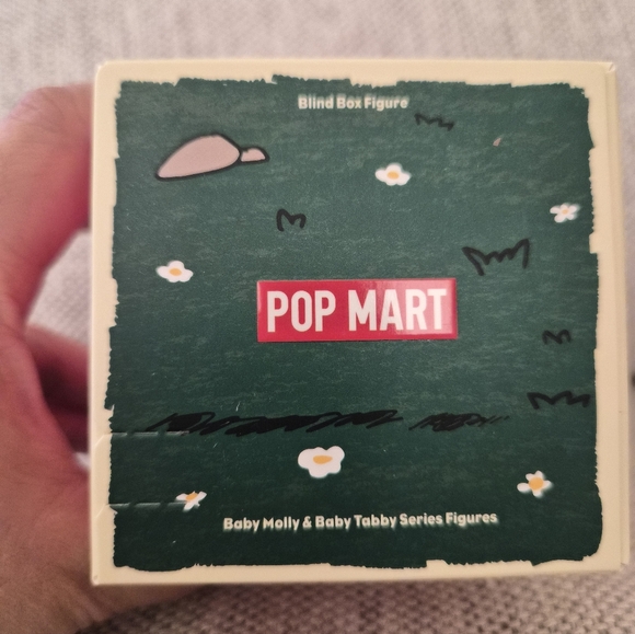 Furry Brush | Pop Mart Baby Molly & Baby Tabby Confirmed Blind Box Figure - Picture 8 of 8